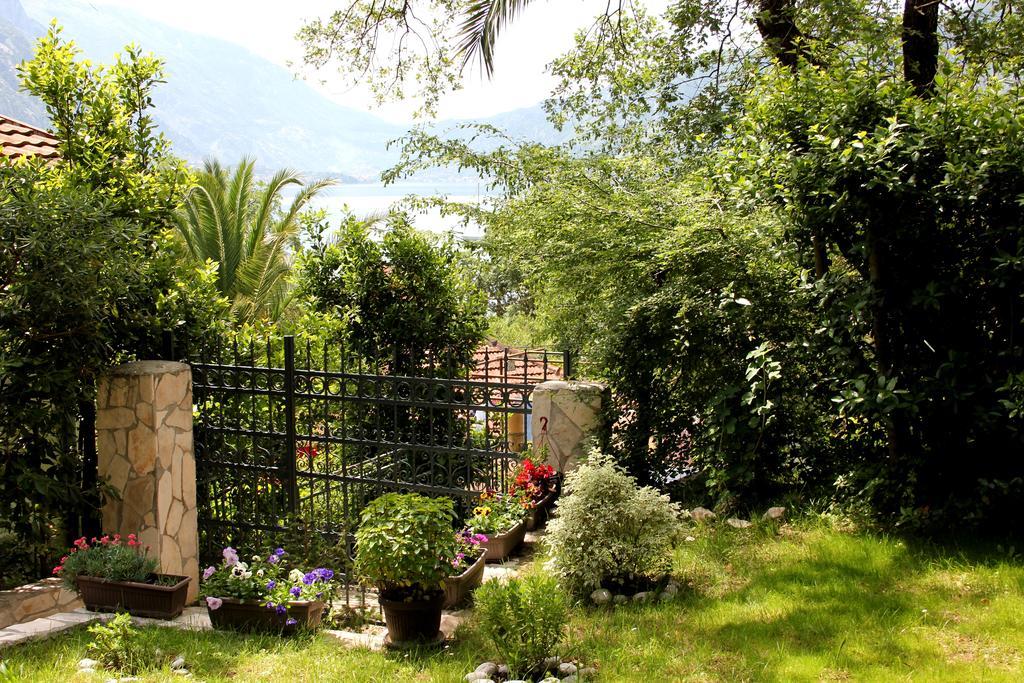 Silence Villa Kotor Exterior photo